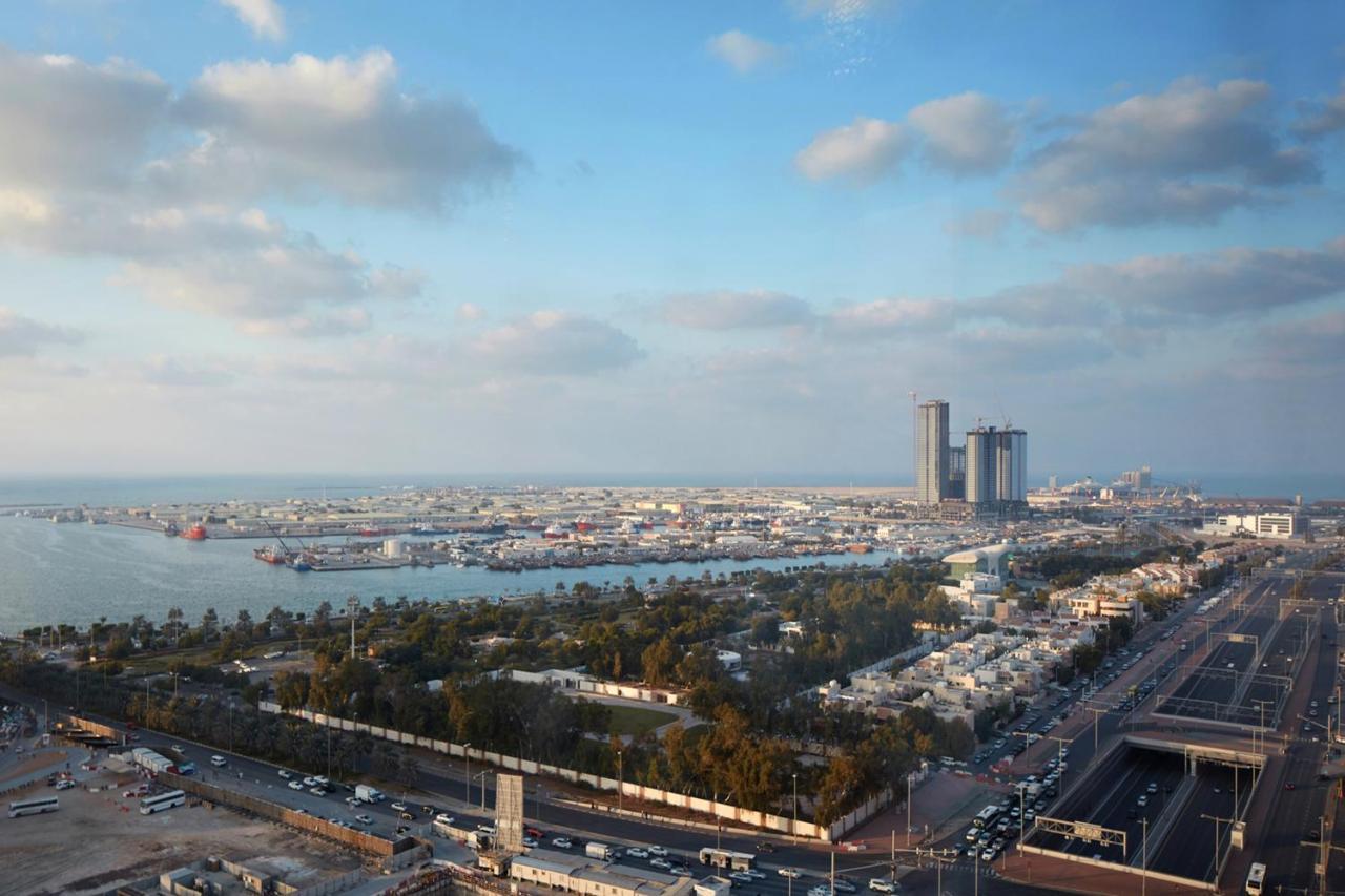 Jannah Burj Al Sarab Hotel Abu Dhabi Exterior foto