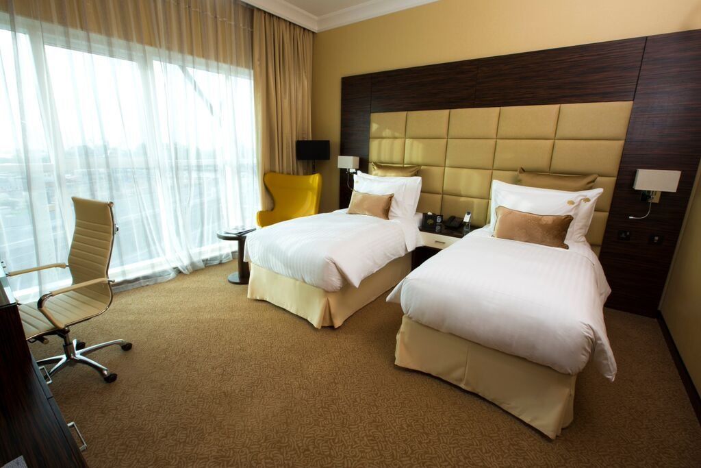 Jannah Burj Al Sarab Hotel Abu Dhabi Exterior foto A room at the hotel
